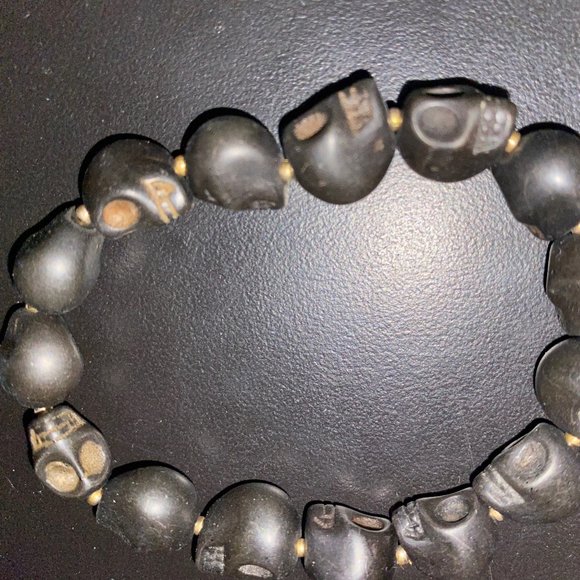 Bundle (2) Artsy Stone Goth Punk Sculls Black/Purple Bracelet 8-9" - Picture 2 of 3